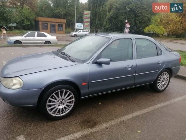 Форд Мондео 1999 в Киеве на Automoto.ua Серый Форд Мондео, объемом двигателя 2.54 л и пробегом 350 тыс. км за 3100 $, фото 4 на Automoto.ua