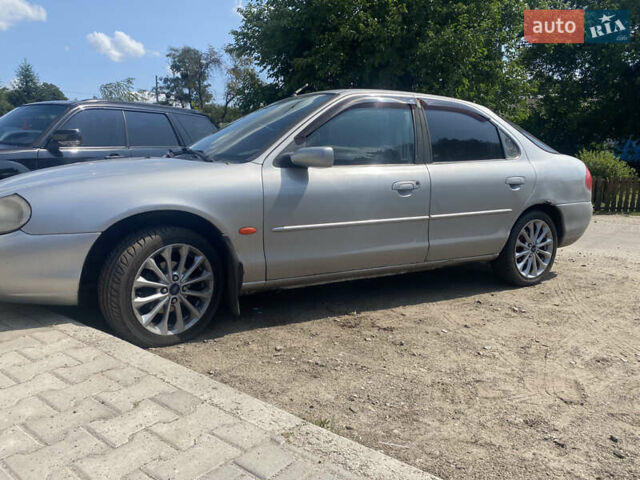 Серый Форд Мондео, объемом двигателя 1.99 л и пробегом 220 тыс. км за 2200 $, фото 1 на Automoto.ua