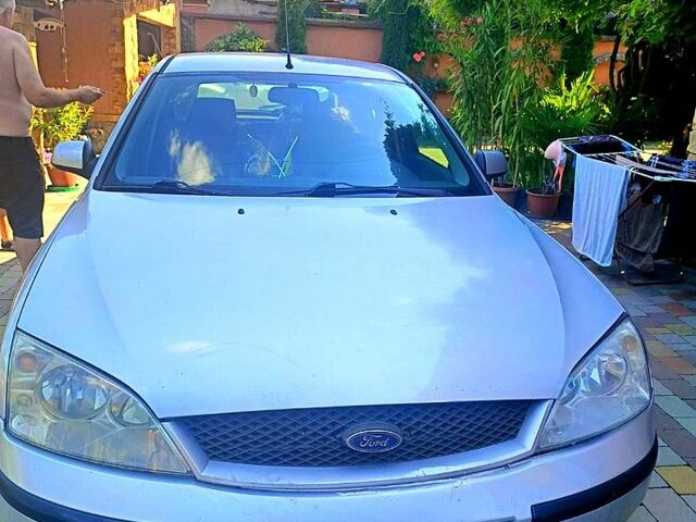 Серый Форд Мондео, объемом двигателя 2 л и пробегом 257 тыс. км за 3500 $, фото 3 на Automoto.ua