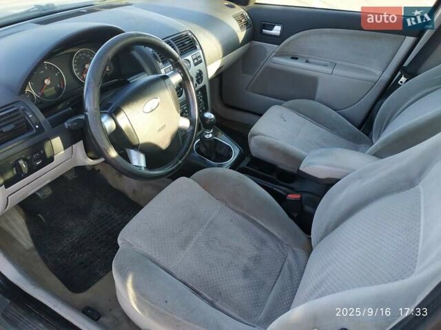 Сірий Форд Мондео, об'ємом двигуна 2 л та пробігом 321 тис. км за 2100 $, фото 45 на Automoto.ua