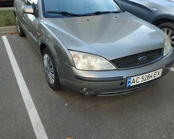 Сірий Форд Мондео, об'ємом двигуна 2 л та пробігом 321 тис. км за 2100 $, фото 25 на Automoto.ua