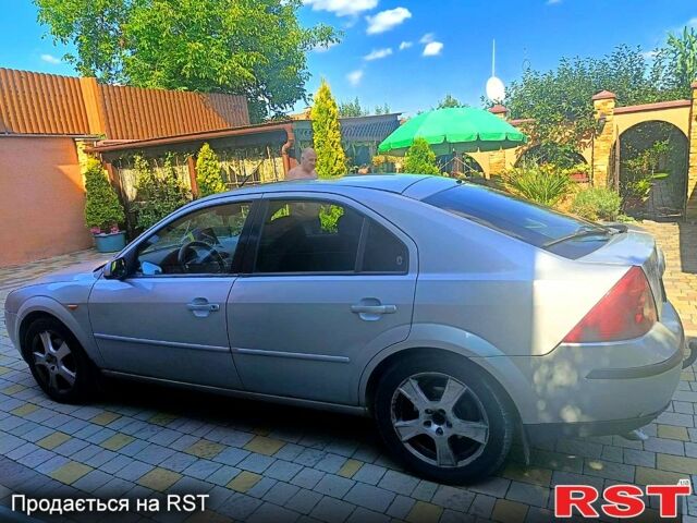 Серый Форд Мондео, объемом двигателя 2 л и пробегом 257 тыс. км за 3500 $, фото 2 на Automoto.ua