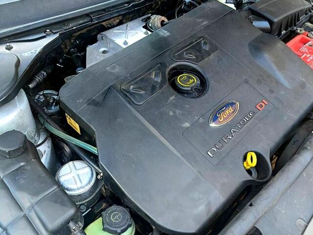 Серый Форд Мондео, объемом двигателя 2 л и пробегом 257 тыс. км за 3500 $, фото 8 на Automoto.ua