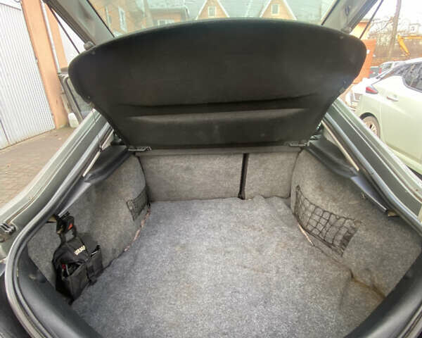 Серый Форд Мондео, объемом двигателя 2 л и пробегом 274 тыс. км за 2350 $, фото 6 на Automoto.ua