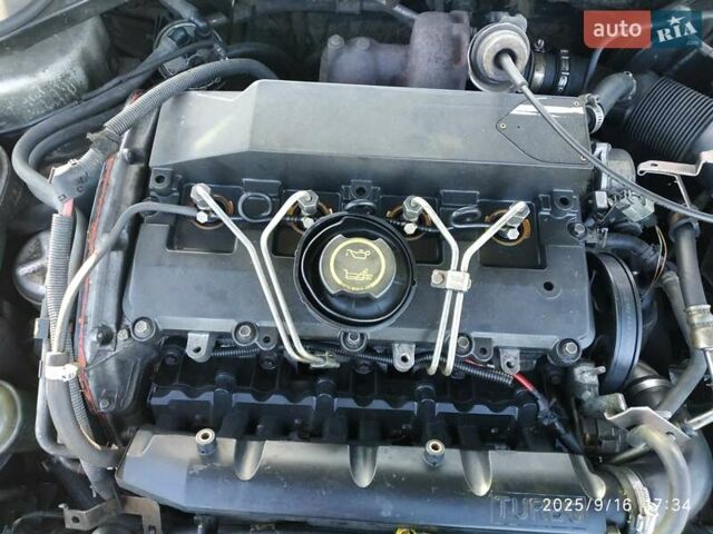 Сірий Форд Мондео, об'ємом двигуна 2 л та пробігом 321 тис. км за 2100 $, фото 55 на Automoto.ua