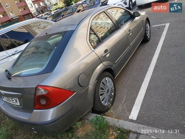 Серый Форд Мондео, объемом двигателя 2 л и пробегом 301 тыс. км за 2300 $, фото 28 на Automoto.ua