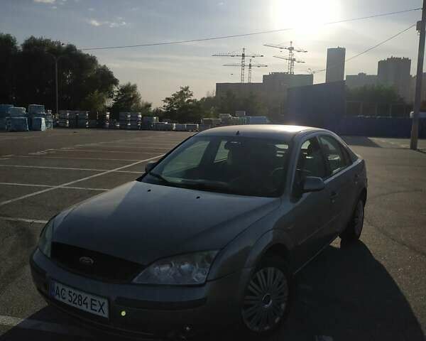 Сірий Форд Мондео, об'ємом двигуна 2 л та пробігом 321 тис. км за 2100 $, фото 22 на Automoto.ua