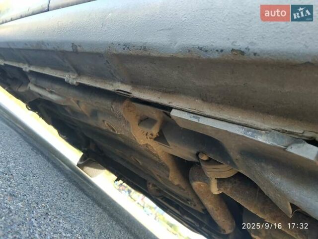 Сірий Форд Мондео, об'ємом двигуна 2 л та пробігом 321 тис. км за 2100 $, фото 43 на Automoto.ua