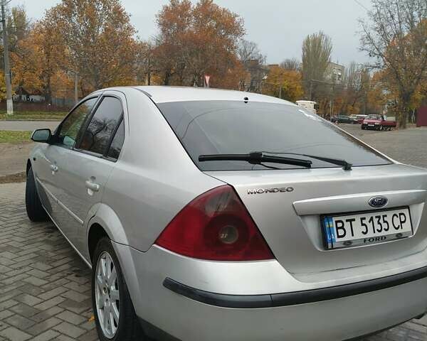 Серый Форд Мондео, объемом двигателя 2 л и пробегом 314 тыс. км за 2700 $, фото 4 на Automoto.ua