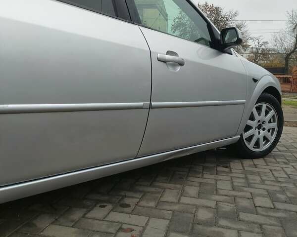 Серый Форд Мондео, объемом двигателя 2 л и пробегом 314 тыс. км за 2700 $, фото 23 на Automoto.ua