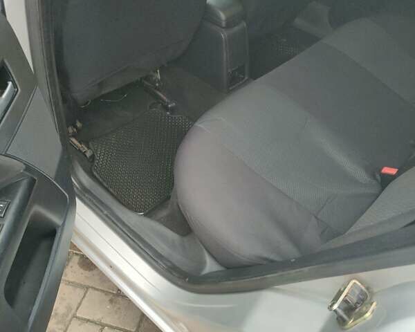 Серый Форд Мондео, объемом двигателя 2 л и пробегом 314 тыс. км за 2700 $, фото 26 на Automoto.ua