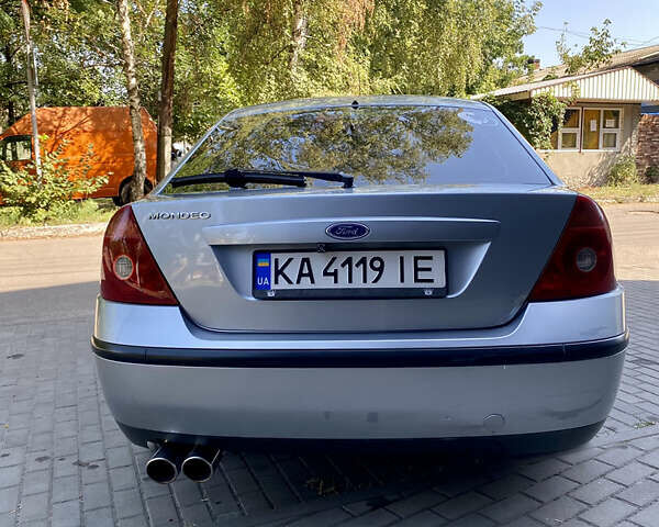 Сірий Форд Мондео, об'ємом двигуна 1.8 л та пробігом 269 тис. км за 5200 $, фото 9 на Automoto.ua