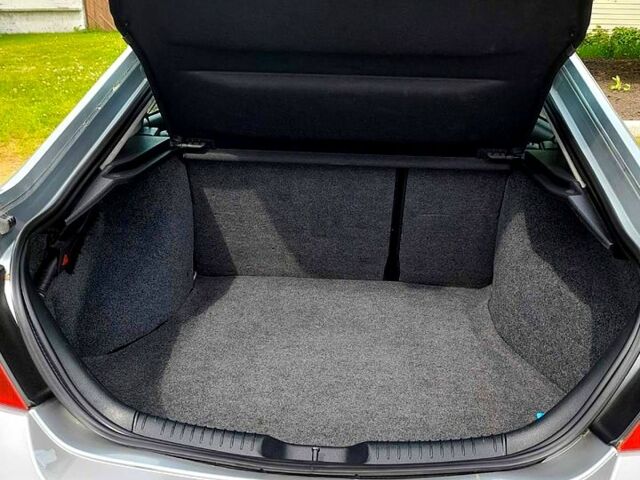 Сірий Форд Мондео, об'ємом двигуна 2 л та пробігом 0 тис. км за 3400 $, фото 7 на Automoto.ua