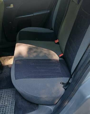 Форд Мондео 2003 в Сумах на Automoto.ua Серый Форд Мондео, объемом двигателя 1.8 л и пробегом 245 тыс. км за 4500 $, фото 2 на Automoto.ua