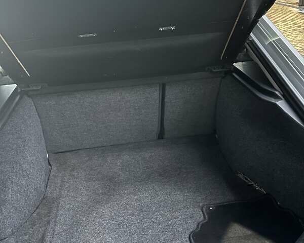 Серый Форд Мондео, объемом двигателя 1.8 л и пробегом 298 тыс. км за 4000 $, фото 13 на Automoto.ua