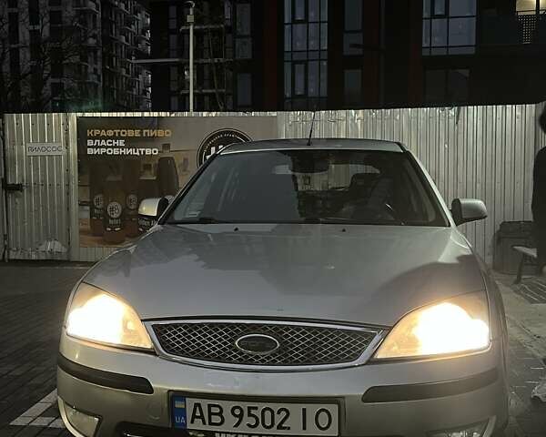 Серый Форд Мондео, объемом двигателя 1.8 л и пробегом 298 тыс. км за 4000 $, фото 5 на Automoto.ua