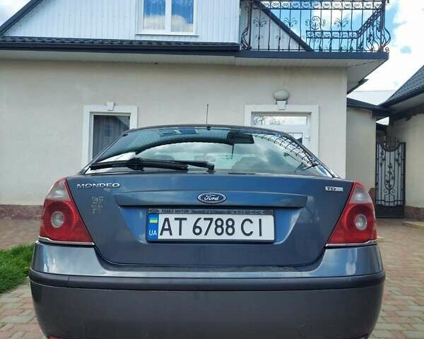 Серый Форд Мондео, объемом двигателя 2 л и пробегом 318 тыс. км за 4800 $, фото 3 на Automoto.ua