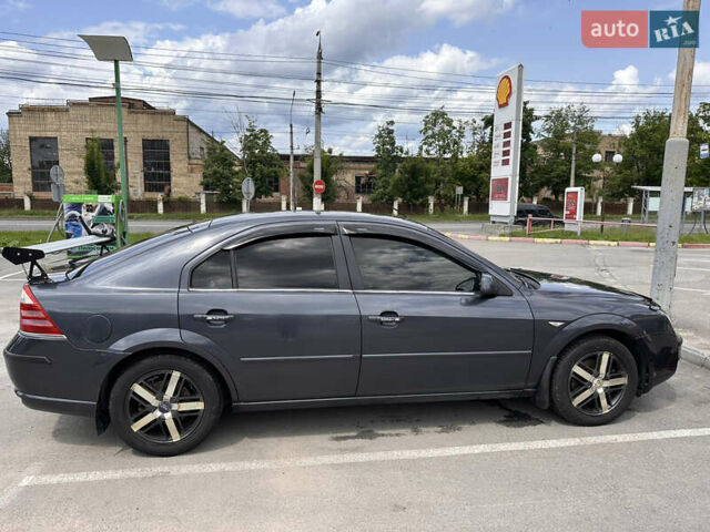 Серый Форд Мондео, объемом двигателя 2 л и пробегом 284 тыс. км за 4500 $, фото 11 на Automoto.ua