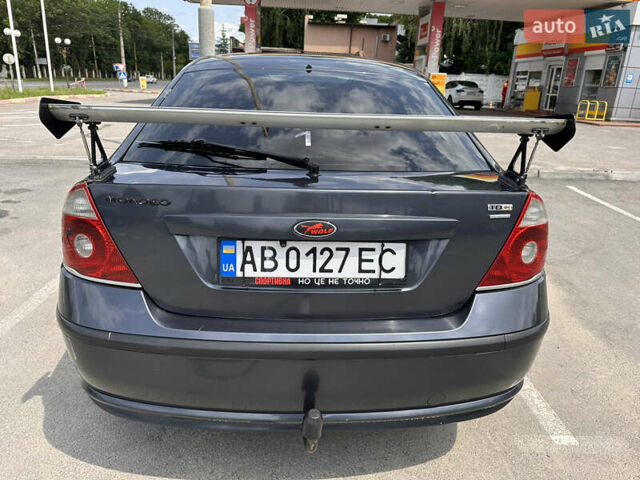 Серый Форд Мондео, объемом двигателя 2 л и пробегом 284 тыс. км за 4500 $, фото 7 на Automoto.ua