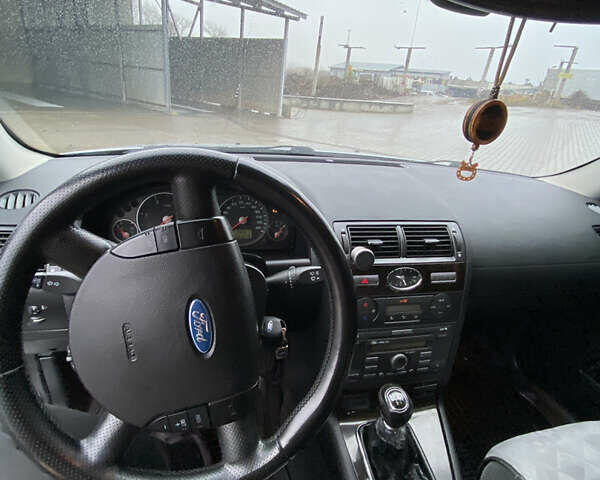 Серый Форд Мондео, объемом двигателя 2 л и пробегом 251 тыс. км за 4850 $, фото 10 на Automoto.ua