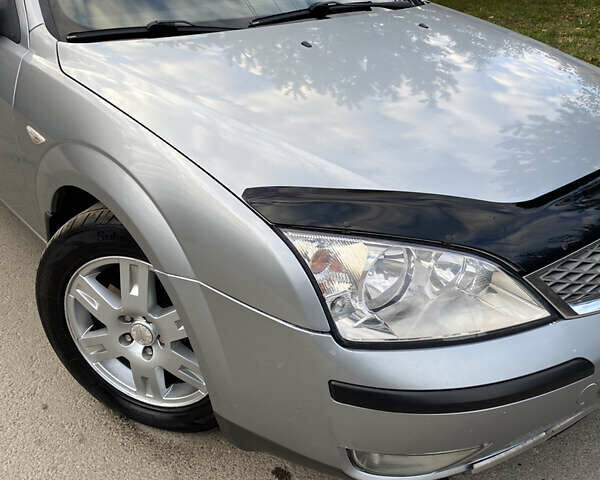 Форд Мондео 2006 в Тернополе на Automoto.ua Серый Форд Мондео, объемом двигателя 2 л и пробегом 249 тыс. км за 5100 $, фото 1 на Automoto.ua