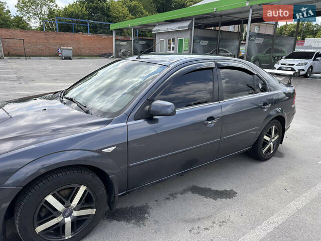 Серый Форд Мондео, объемом двигателя 2 л и пробегом 284 тыс. км за 4500 $, фото 6 на Automoto.ua