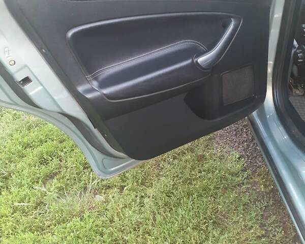 Сірий Форд Мондео, об'ємом двигуна 1.8 л та пробігом 235 тис. км за 6500 $, фото 3 на Automoto.ua