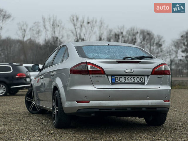 Серый Форд Мондео, объемом двигателя 2 л и пробегом 297 тыс. км за 4999 $, фото 4 на Automoto.ua