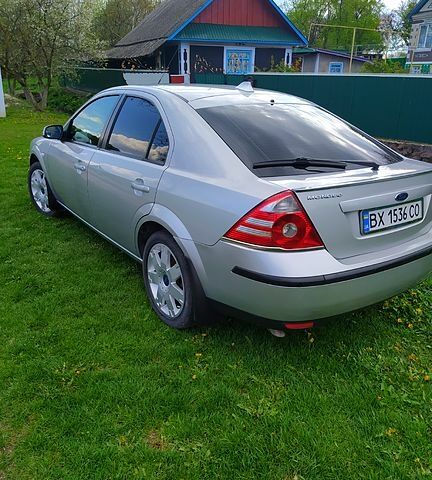 Сірий Форд Мондео, об'ємом двигуна 2 л та пробігом 190 тис. км за 5100 $, фото 2 на Automoto.ua