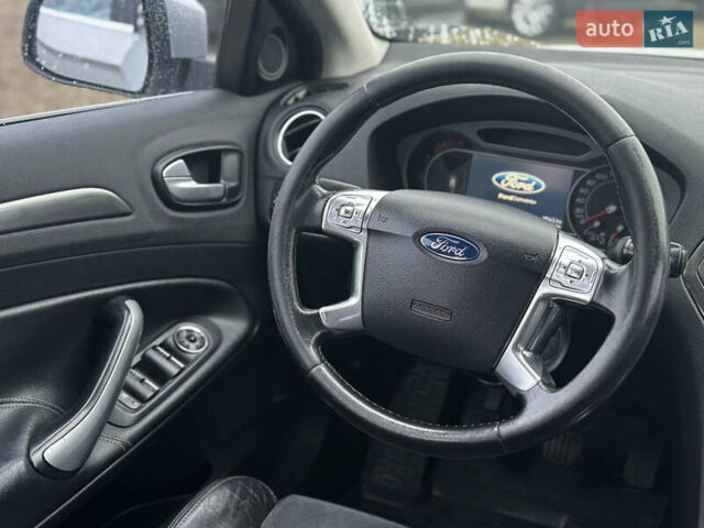 Серый Форд Мондео, объемом двигателя 2 л и пробегом 297 тыс. км за 4999 $, фото 11 на Automoto.ua