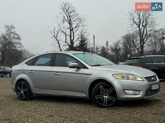 Серый Форд Мондео, объемом двигателя 2 л и пробегом 297 тыс. км за 4999 $, фото 1 на Automoto.ua