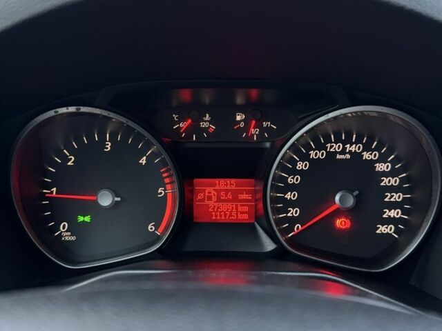 Сірий Форд Мондео, об'ємом двигуна 1.8 л та пробігом 273 тис. км за 6500 $, фото 6 на Automoto.ua