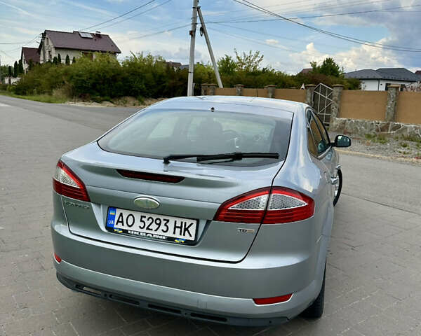 Серый Форд Мондео, объемом двигателя 1.8 л и пробегом 275 тыс. км за 5500 $, фото 4 на Automoto.ua