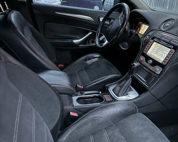 Серый Форд Мондео, объемом двигателя 2 л и пробегом 341 тыс. км за 6100 $, фото 12 на Automoto.ua