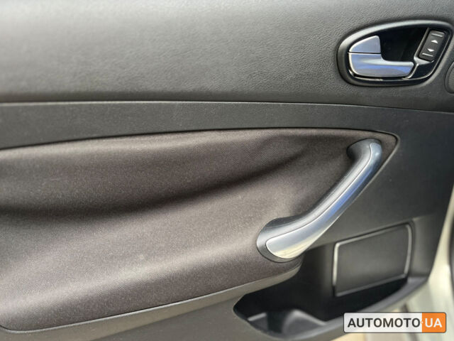 Серый Форд Мондео, объемом двигателя 2 л и пробегом 350 тыс. км за 7600 $, фото 28 на Automoto.ua