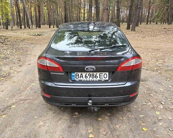 Серый Форд Мондео, объемом двигателя 1.8 л и пробегом 233 тыс. км за 6850 $, фото 4 на Automoto.ua