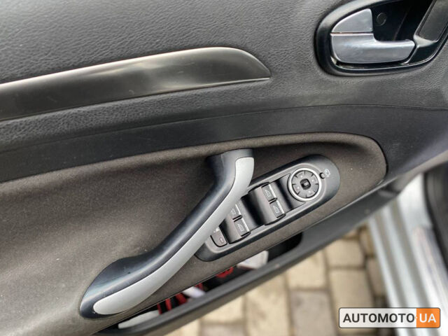 Серый Форд Мондео, объемом двигателя 2 л и пробегом 308 тыс. км за 6700 $, фото 9 на Automoto.ua