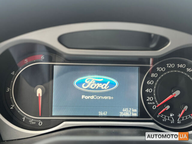 Серый Форд Мондео, объемом двигателя 2 л и пробегом 350 тыс. км за 7600 $, фото 15 на Automoto.ua
