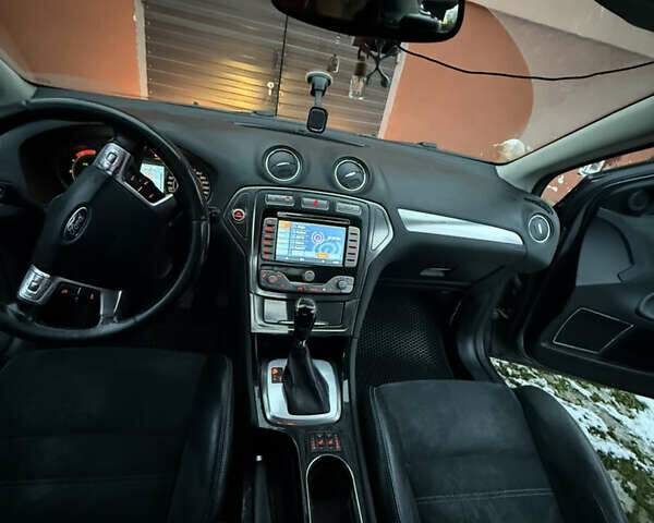 Серый Форд Мондео, объемом двигателя 2 л и пробегом 341 тыс. км за 6100 $, фото 6 на Automoto.ua