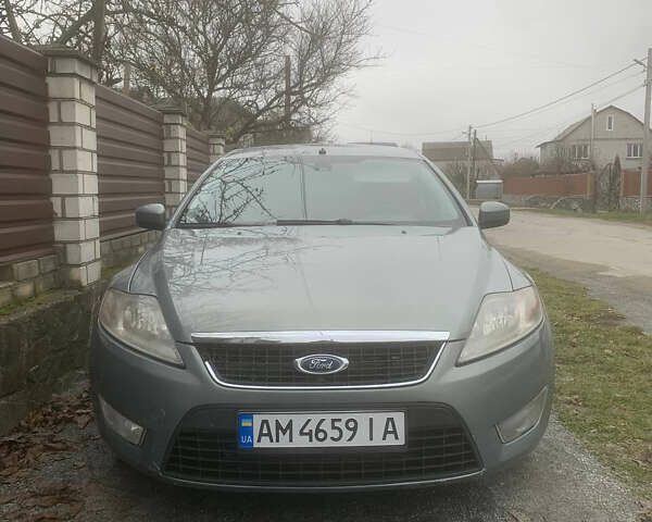 Сірий Форд Мондео, об'ємом двигуна 1.75 л та пробігом 390 тис. км за 5800 $, фото 2 на Automoto.ua