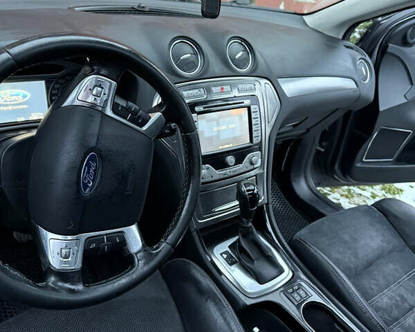 Серый Форд Мондео, объемом двигателя 2 л и пробегом 341 тыс. км за 6100 $, фото 8 на Automoto.ua