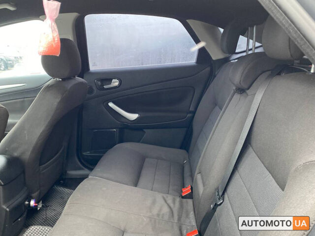 Серый Форд Мондео, объемом двигателя 2 л и пробегом 308 тыс. км за 6700 $, фото 21 на Automoto.ua