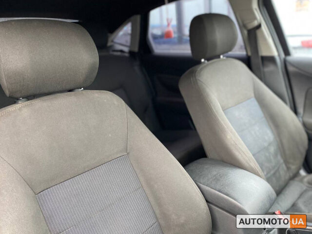 Серый Форд Мондео, объемом двигателя 2 л и пробегом 308 тыс. км за 6700 $, фото 15 на Automoto.ua