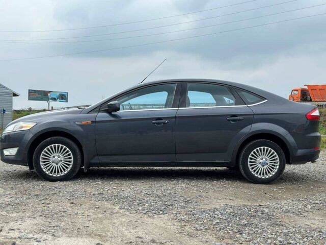 Серый Форд Мондео, объемом двигателя 2 л и пробегом 325 тыс. км за 6590 $, фото 3 на Automoto.ua