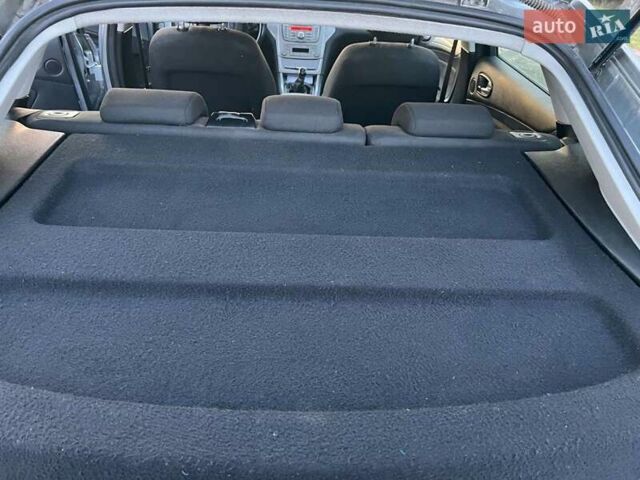 Серый Форд Мондео, объемом двигателя 1.8 л и пробегом 230 тыс. км за 7600 $, фото 12 на Automoto.ua