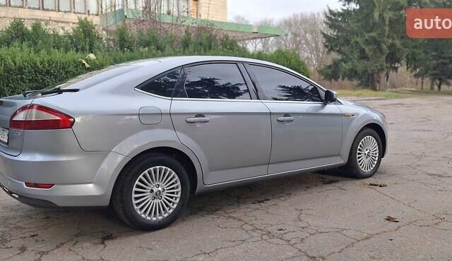 Сірий Форд Мондео, об'ємом двигуна 2 л та пробігом 223 тис. км за 6900 $, фото 6 на Automoto.ua