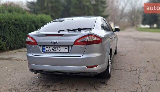 Сірий Форд Мондео, об'ємом двигуна 2 л та пробігом 223 тис. км за 6900 $, фото 9 на Automoto.ua