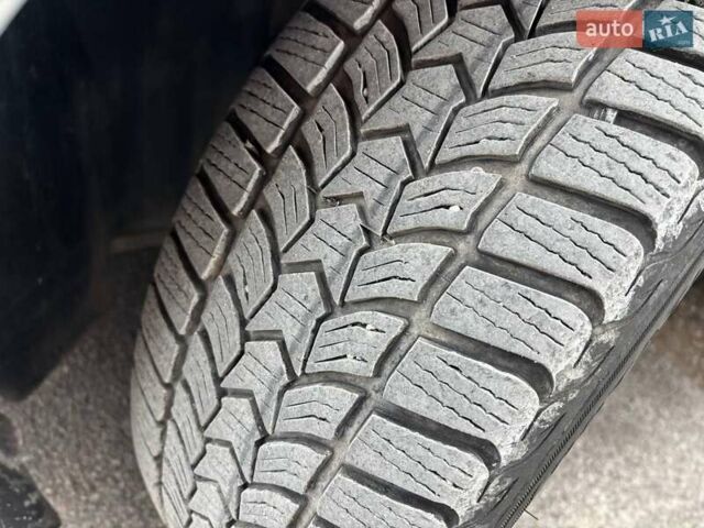 Форд Мондео 2011 в Тернополе на Automoto.ua Серый Форд Мондео, объемом двигателя 1.56 л и пробегом 248 тыс. км за 5950 $, фото 14 на Automoto.ua