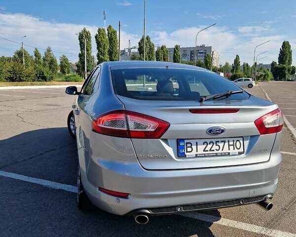 Серый Форд Мондео, объемом двигателя 1.98 л и пробегом 227 тыс. км за 6100 $, фото 5 на Automoto.ua