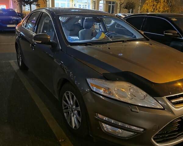 Сірий Форд Мондео, об'ємом двигуна 1.6 л та пробігом 307 тис. км за 7350 $, фото 3 на Automoto.ua